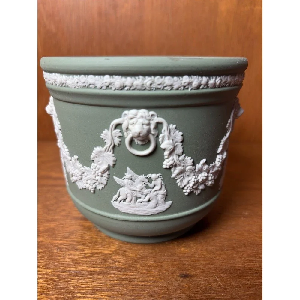 1960s Vintage Wedgewood England Green Jasperware Jardiniere Cachepot 5 Inch